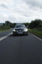 Jaguar XJ 2012 года (UK)